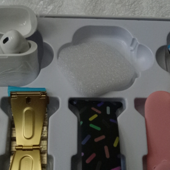 Watch - Picture 3 of 7